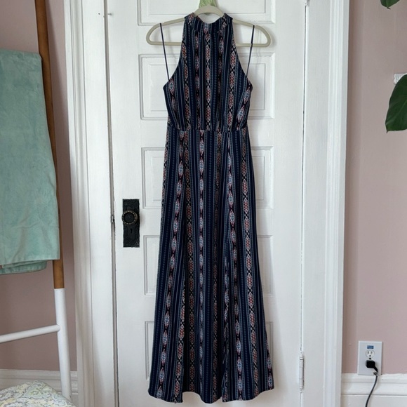 LULU’S NAVY BLUE PRINT HALTER MAXI DRESS - Picture 4 of 15
